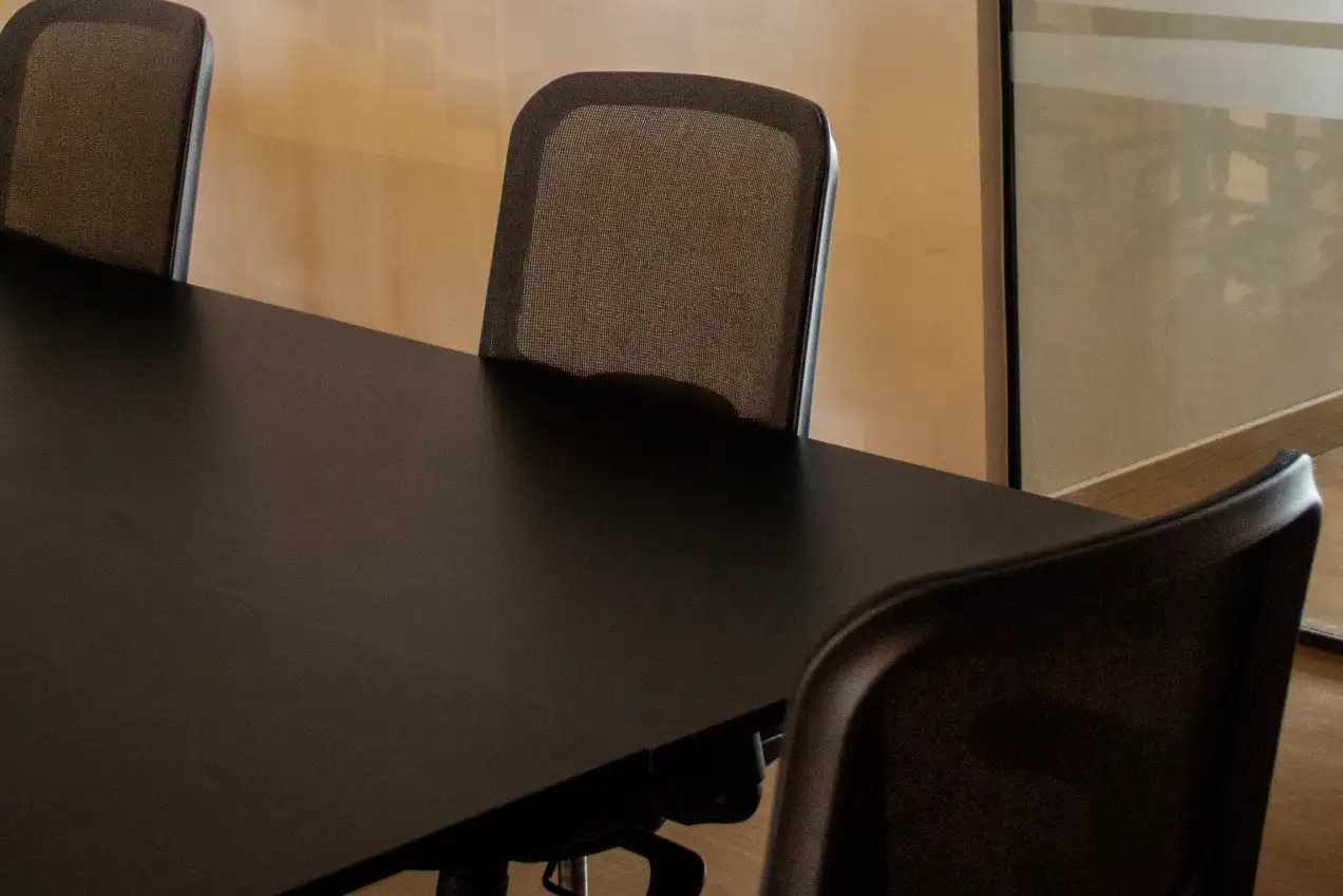Flexible Hive Office for teams of 3-5 at Kamelizer Spaces District 5 New Cairo and Majarrah Sheikh Zayed – premium coworking private offices with Wi-Fi, meeting rooms, and coffee facilities